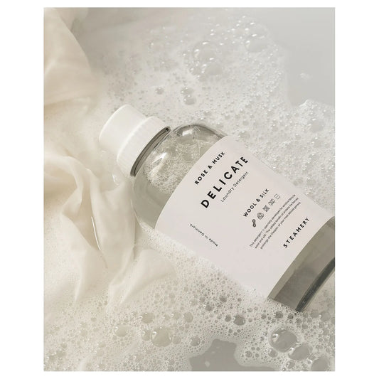 płyn do prania Delicate 750 ml widok 2