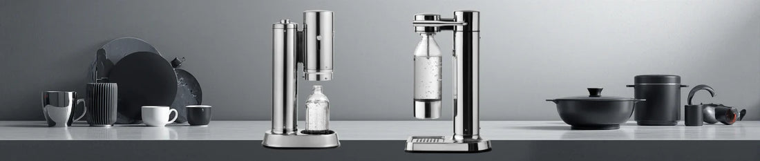 Saturatory Aarke Carbonator 3 i Carbonator Pro na blacie nowoczesnej kuchni jako alternatywa dla SodaStream
