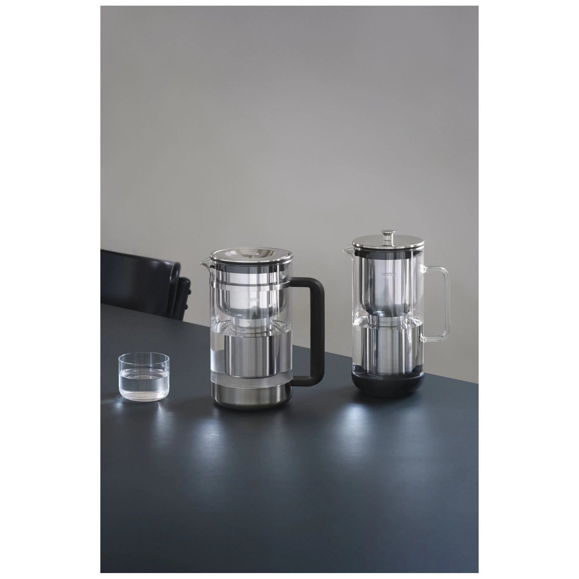 Filtrujący dzbanek do wody Refilter 1180 ml widok 7