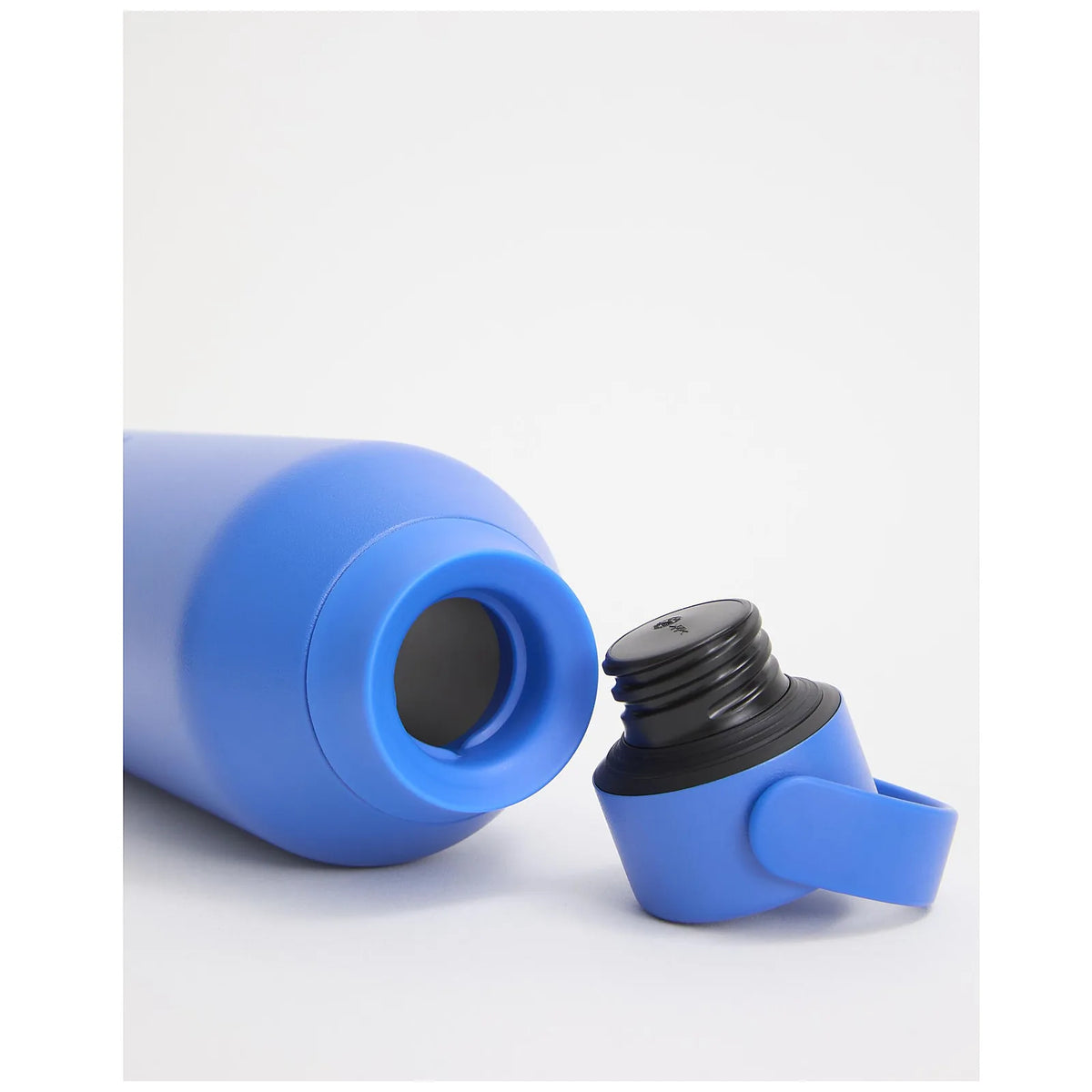 Chilly's Bottles Butelka termiczna Series 3 500 ml – kolor niebieski – Pacific – widok numer 2