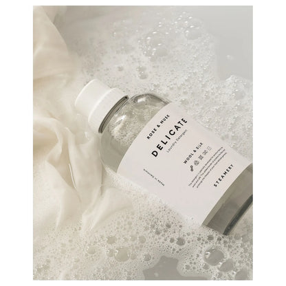 płyn do prania Delicate 750 ml widok 2